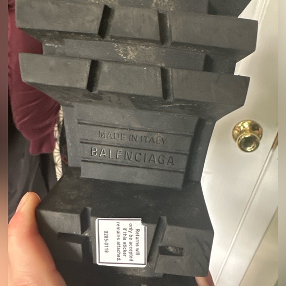 Balenciaga Bulldozer Boots size 38EU 8US - Picture 6 of 6